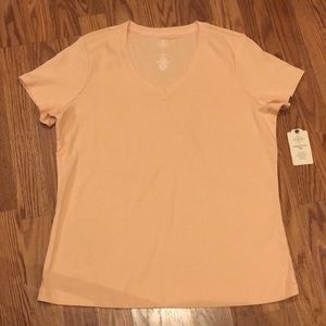 NEW NWT ST. John’s Bay vneck tee Large L